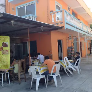 https://roberto.allrivieramayahotels.com