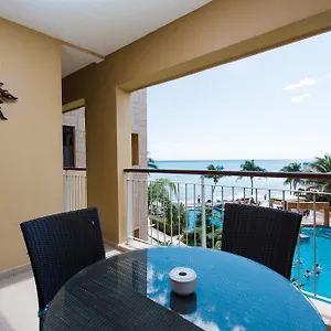 https://oceanfront-el-faro-surf-302.quintano-roohotels.com